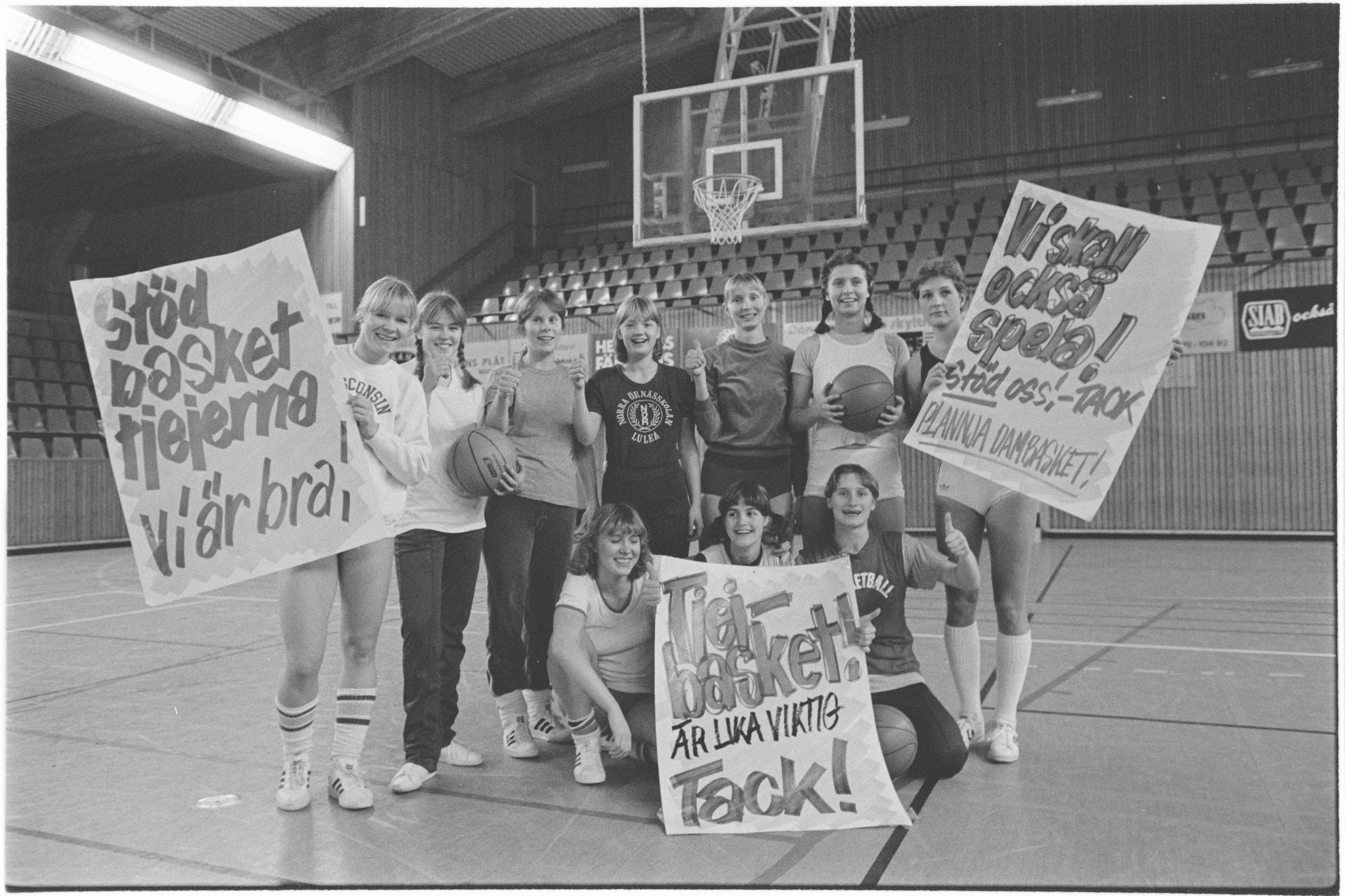 Plannja Dambasket år 1979.