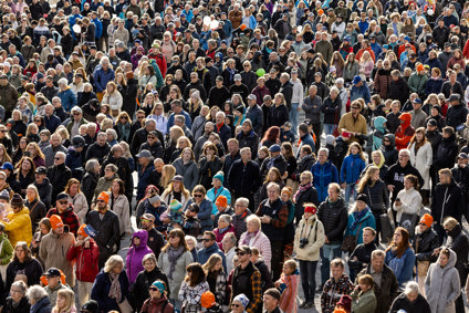 Publik under Snöfestivalen i Kiruna.